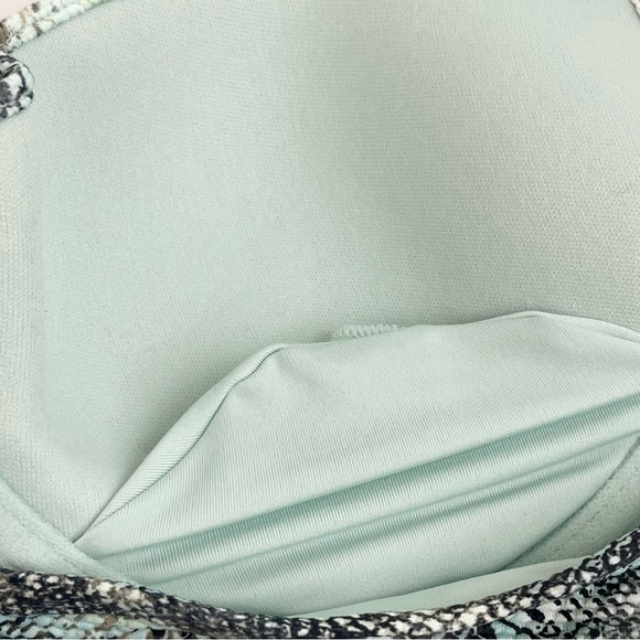 Victoria’s Secret Swimsuit 36C/Medium Green Gray Snake Print 2 PC Bikini - Picture 8 of 14